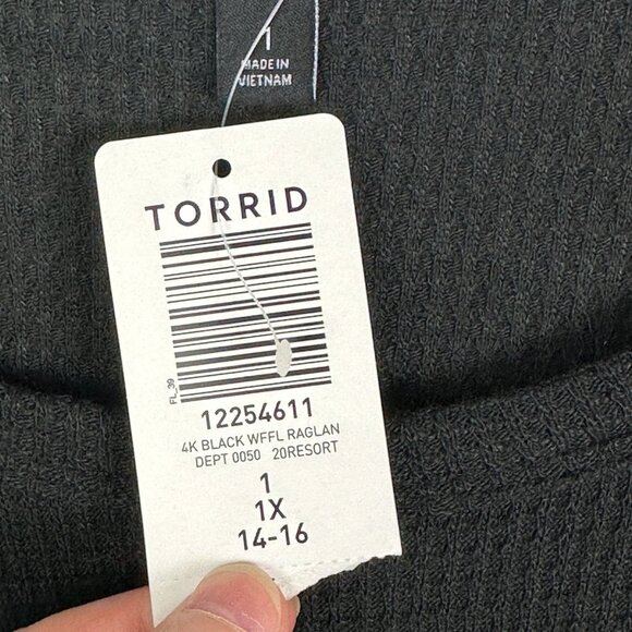 NWT Torrid Black Waffle Crew Neck Long Sleeve Raglan Top Size 1X Thermal Knit - Picture 8 of 14